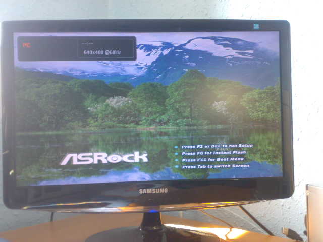 1314343972-U372867.jpg
