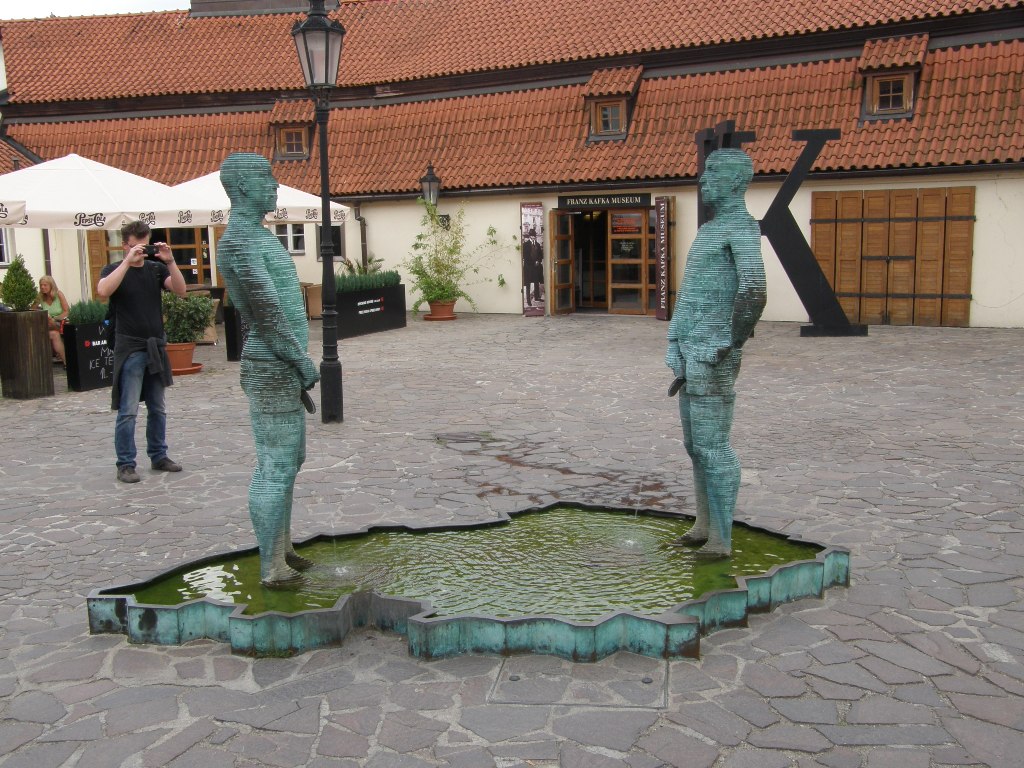 1345987149-U48785.jpg