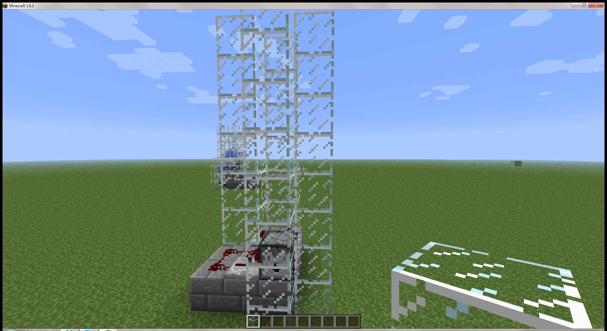 1373288048-U963298.png
