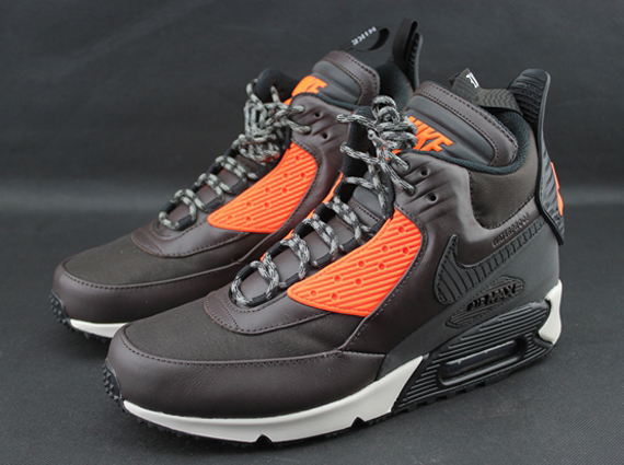 nike-air-max-90-sneakerboot-winter-03.jp
