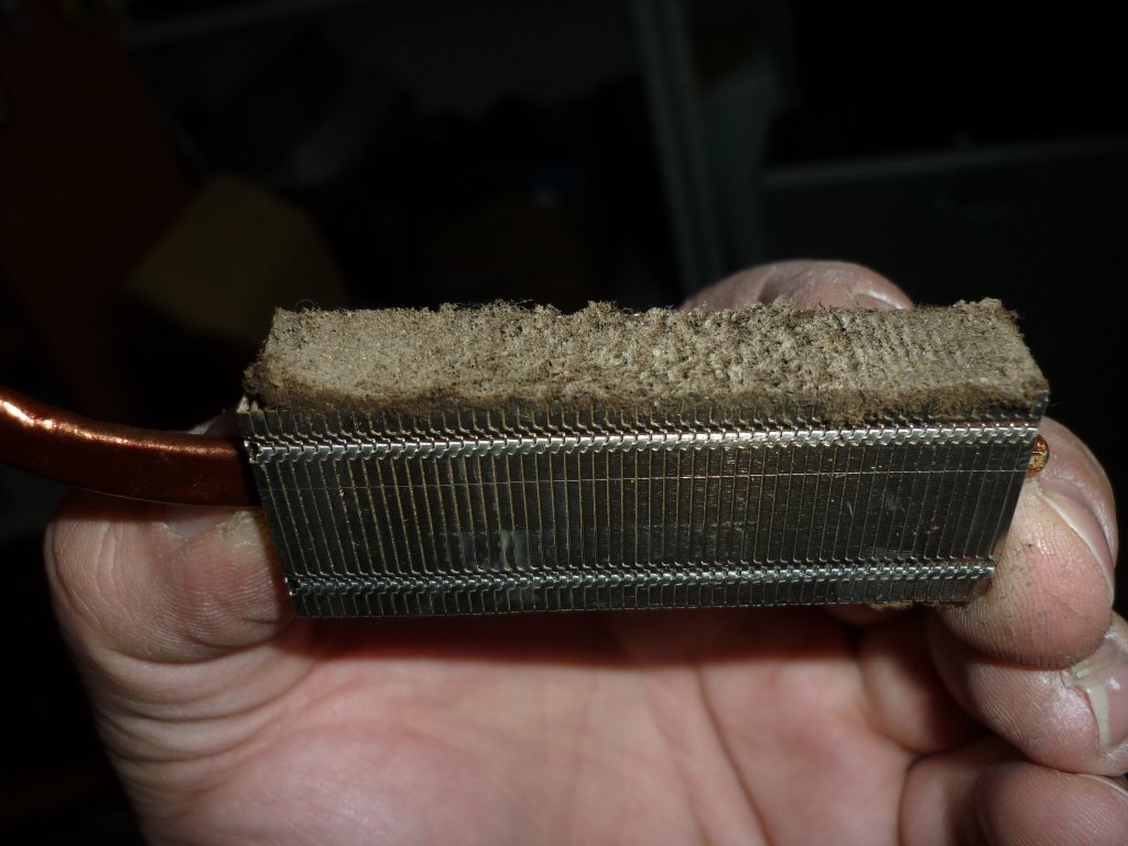 dirty_laptop_10.jpg